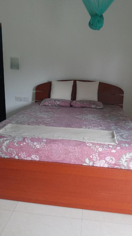 Ishitha Homestay Tangalle Ngoại thất bức ảnh
